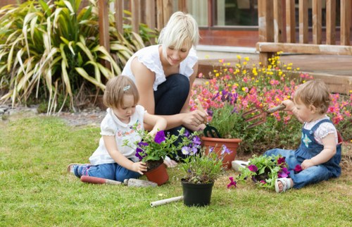 Booking and customer responsibility section for gardeners